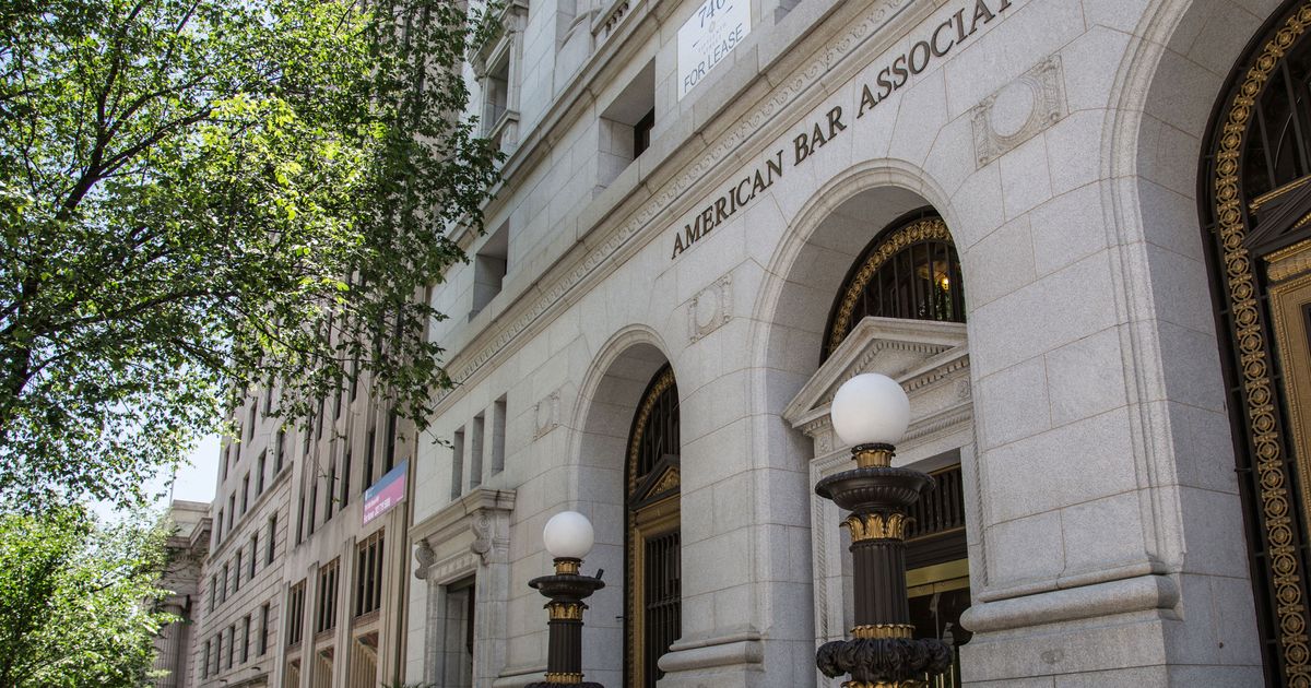 American Bar Association Moves to Ban Sexist Remarks in Courtrooms