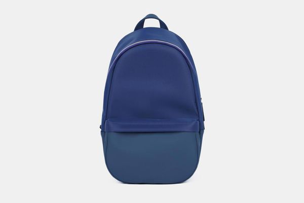 branded backpacks under 500