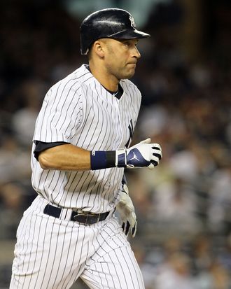 YANKEES: Derek Jeter to miss weekend series, trip back to DL not