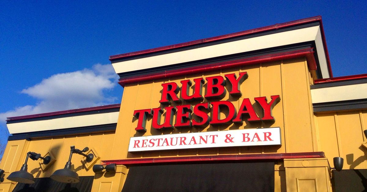 ‘Fancy’ Mall Chain Ruby Tuesday Accused of Systematically Underpaying ...