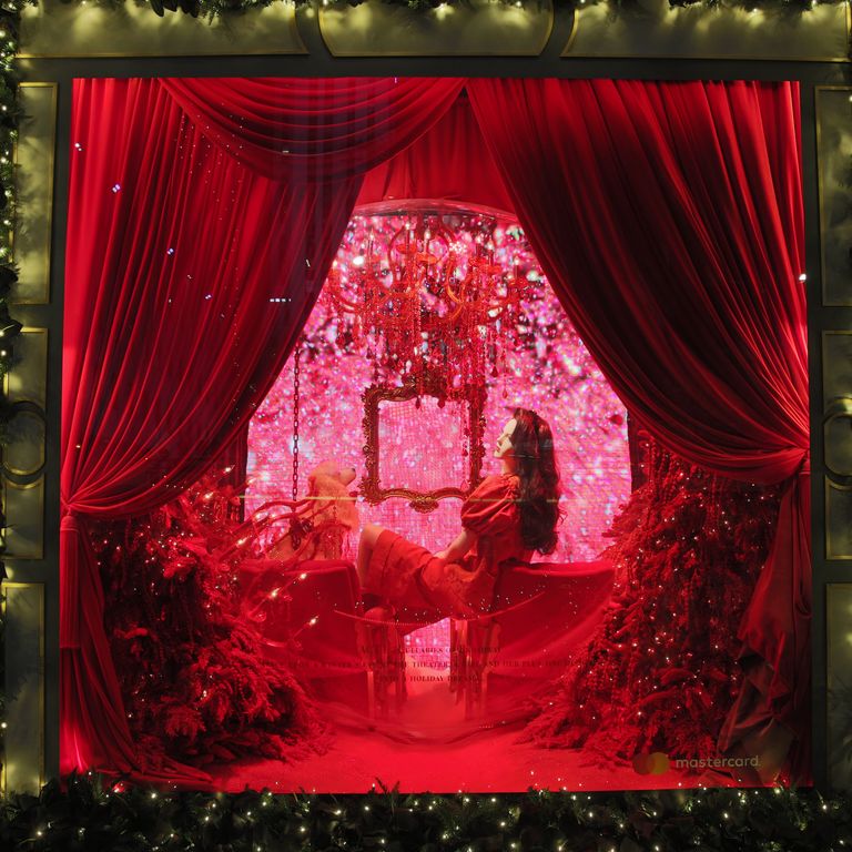 Photos See the Best Holiday Windows in NYC