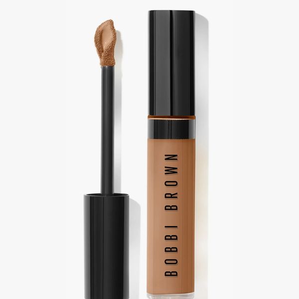 Corrector de cobertura total de la piel de Bobbi Brown