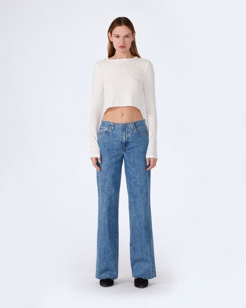 Do you guys recommend American Eagle Jeans? I'm 4'11 and about 120lbs and  just bought these in size 4 short but the length is still too big and  loose. Any advice? :( 