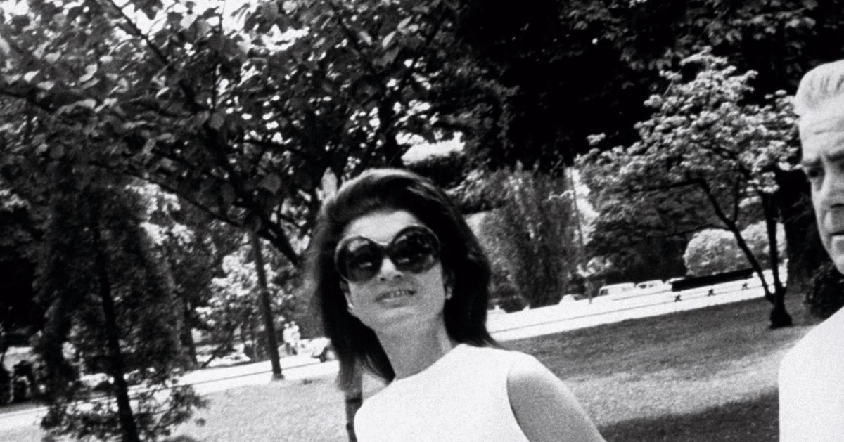 Revisit Jackie O S Glorious Chic New York Years