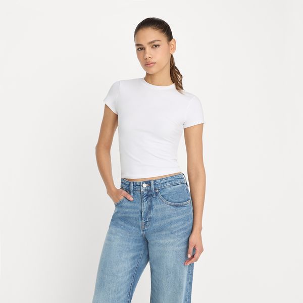 Good American Good Ease Relaxed Jeans