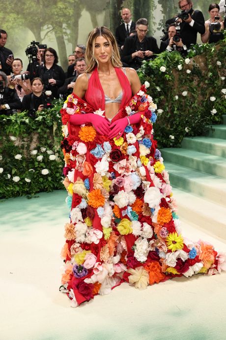 La Met Gala 2024 celebra “Bellas durmientes: el despertar de la moda” - Llegadas