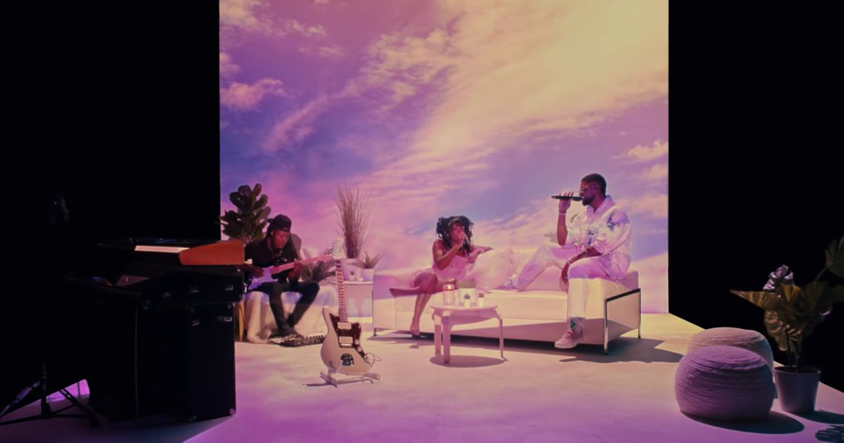 Summer Walker and Usher Duet In Their Dreamy BET Awards Set