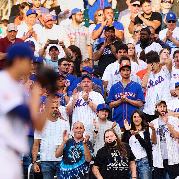 Popular New York Mets fan, family hit hard by coronavirus