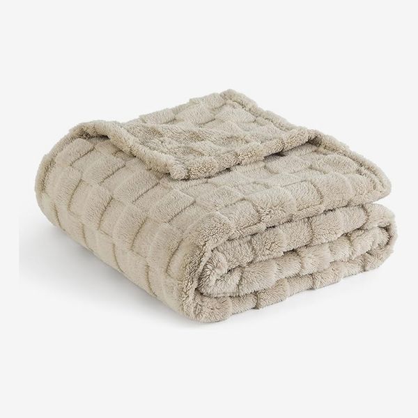 Bedsure Fleece Blanket - Light Brown