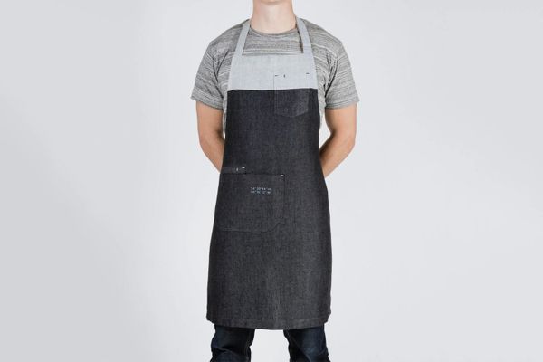 stores that carry aprons
