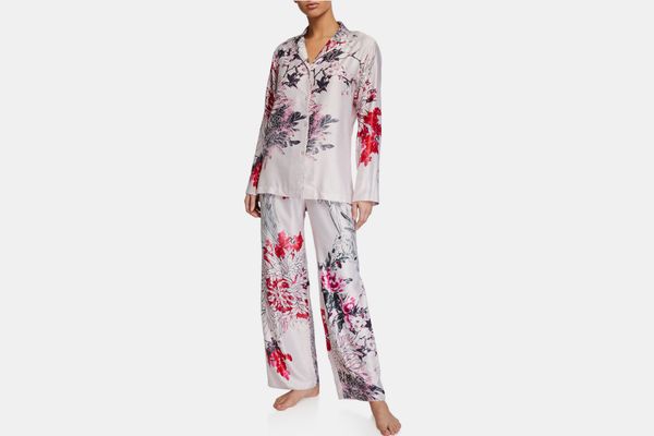 Natori Nikko Classic Pajama Set