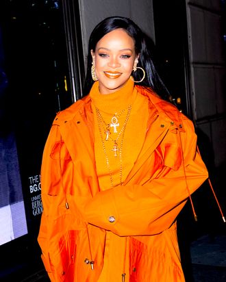 Rihanna Is ‘Completely Fine’ After Bruising Face on Scooter