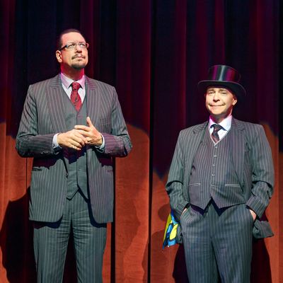 Theater Review: A Rabbit Trick Redux, in Penn & Teller on Broadway