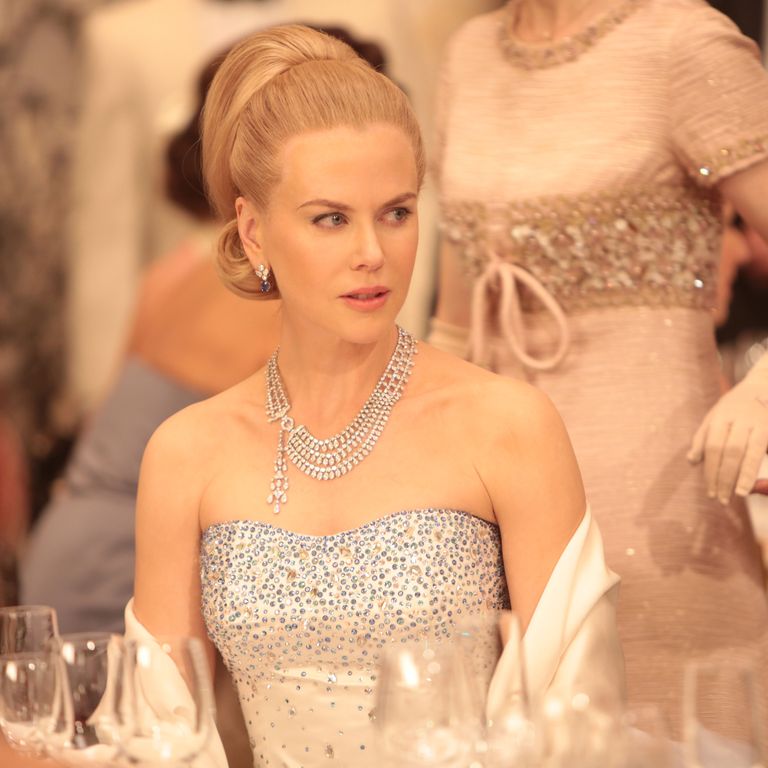 The Grace Kelly Movie Has Some Incredible Jewels