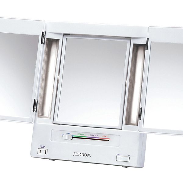 14 Best Lighted Makeup Mirrors 2021, What Is The Best Magnification For Makeup Mirror