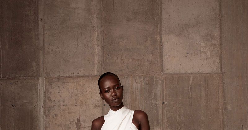 Rosie Assoulin's Voluminous, Structured First Collection Rosie Assoulin's Voluminous, Structured First Collection