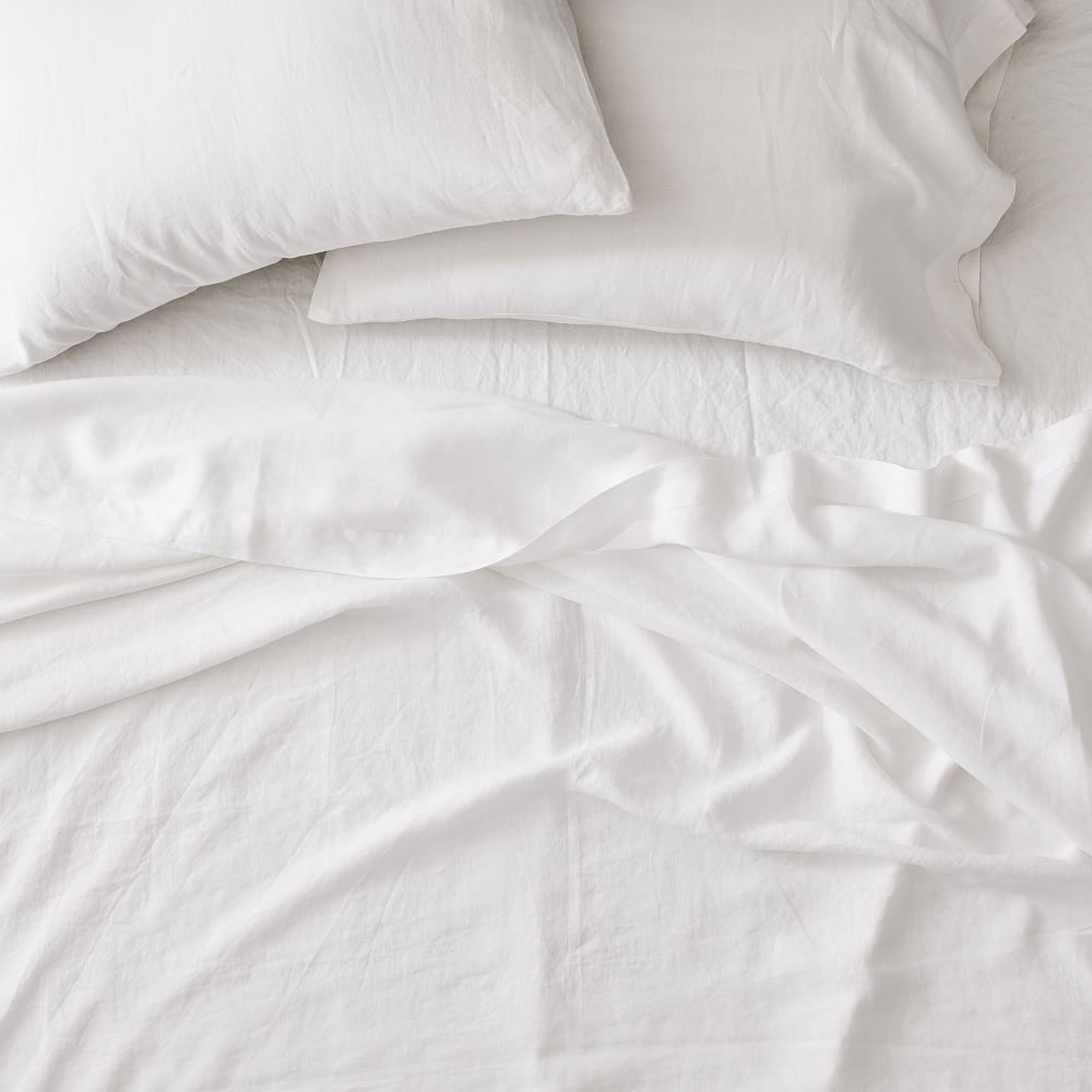 The Best Linen Bedsheets: Brooklinen, Parachute, & More 2023 | The  Strategist