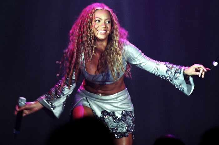 beyonce single ladies live mtv beyonce single ladies live mtv
