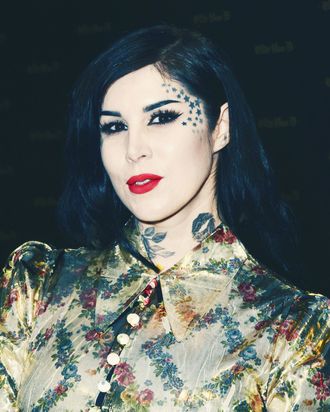 Kat Von Says a Nazi Nor an Anti-Vaxer Video