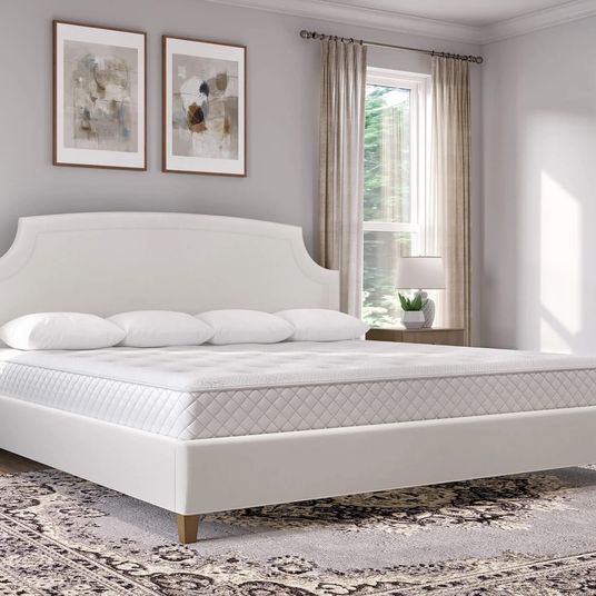 Technology news and reviews image