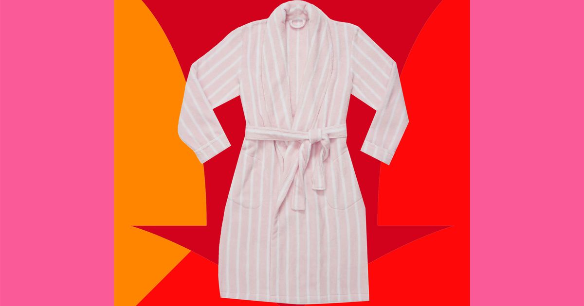 Brooklinen SuperPlush Bathrobe Sale 2023 The Strategist