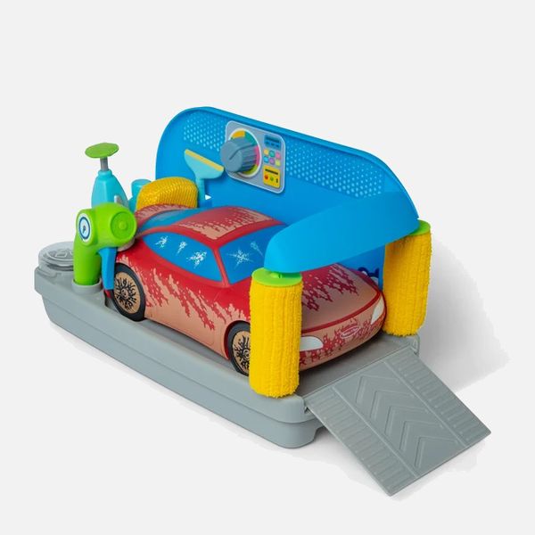 Melissa & Doug Spray & Shine Car Wash Play Set