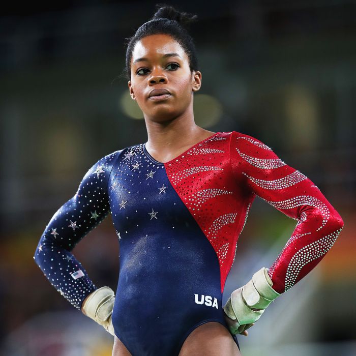 Photo de Gabby Douglas avec un hauteur de 162 cm et à l’age de 28 en 2024