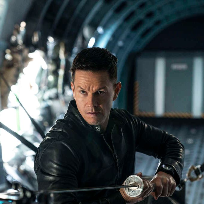 Movie Review Infinite, With Mark Wahlberg, Chiwetel Ejiofor