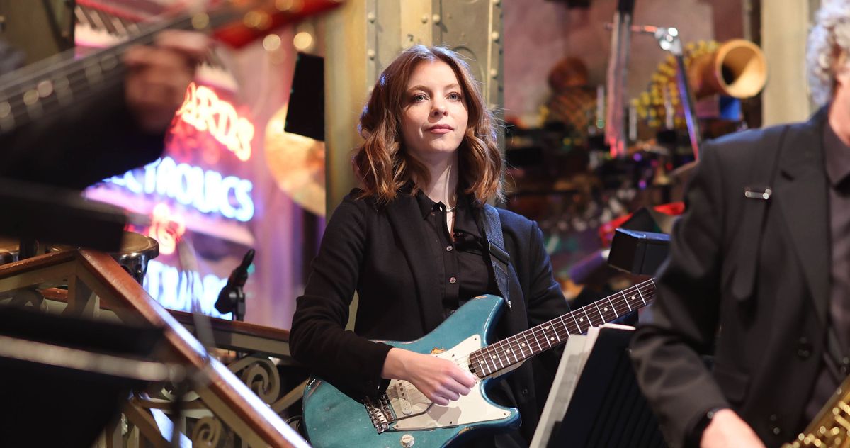 ‘SNL’ Guitarist Maddie Rice on Monologues & SNL Band