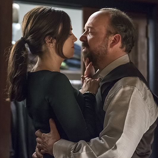 Maggie Siff as Wendy and Paul Giamatti as Chuck.