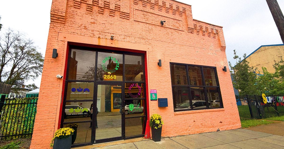 What If a Crisis Pregnancy Center Was Pro-Choice?