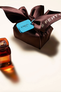 Fenty Eau de Parfum + Scarf