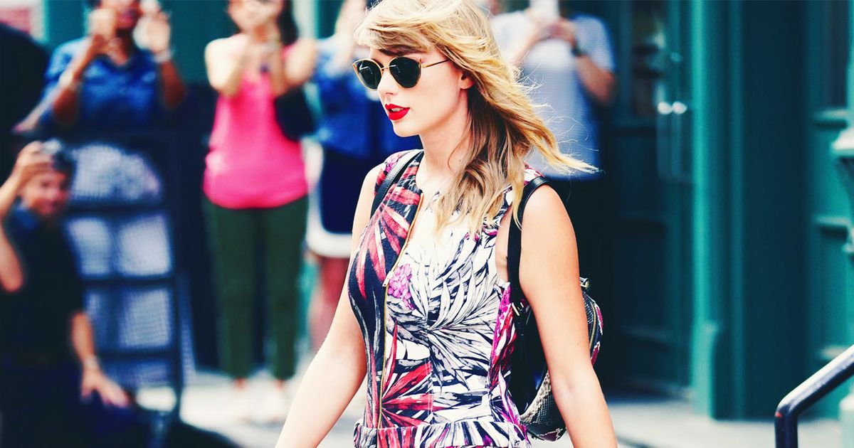 Taylor Swift's Coquette-Inspired Summer Looks Are So Dreamy (And  Affordable)