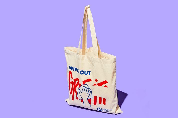 An Illustrated Guide to the Tote Bags of New York