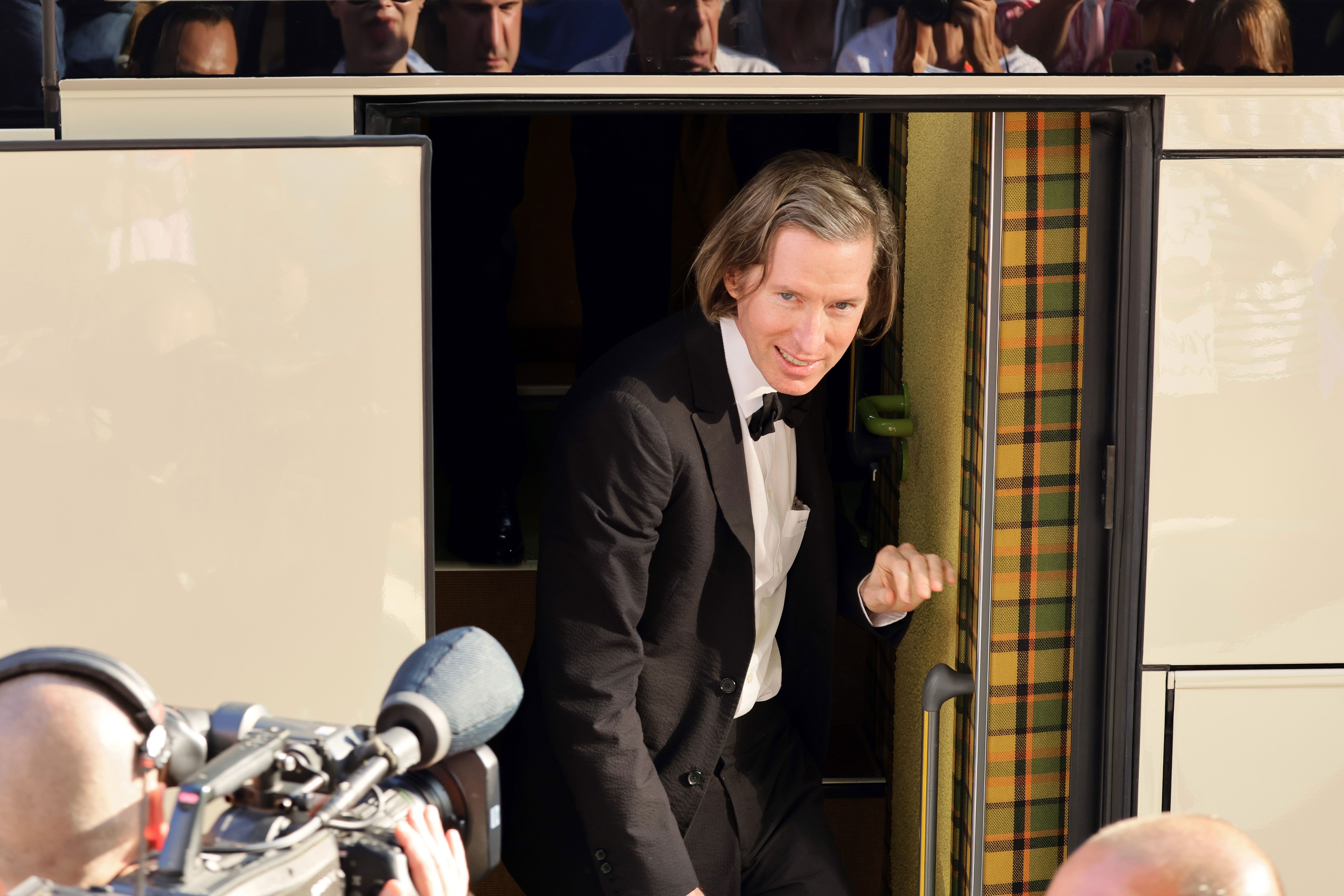 Why Do Actors Keep Working With Wes Anderson? - The New York Times