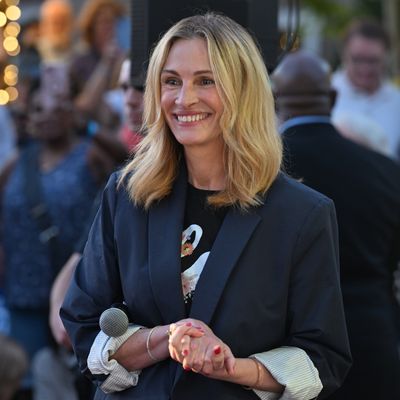 Stacey Abrams And Julia Roberts Attend Cherokee County Reproductive Freedom Rally