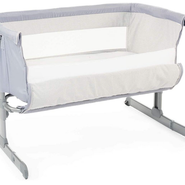 Chicco Next2Me Bedside Baby Crib