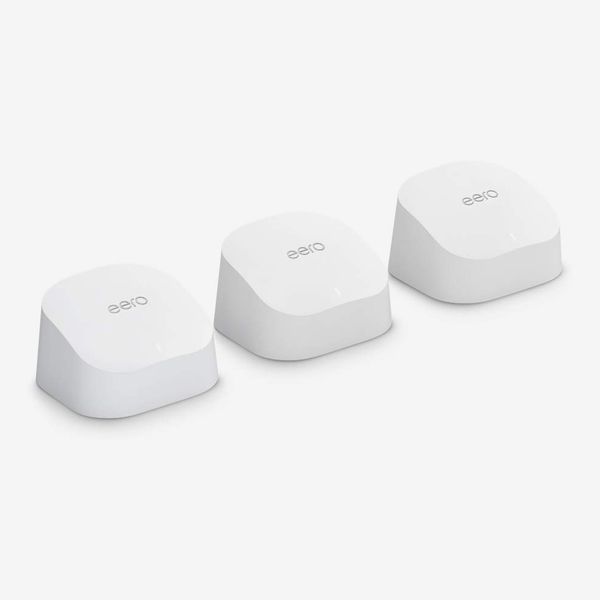 Amazon eero mesh Wi-Fi system with smart home hub (3-pack)