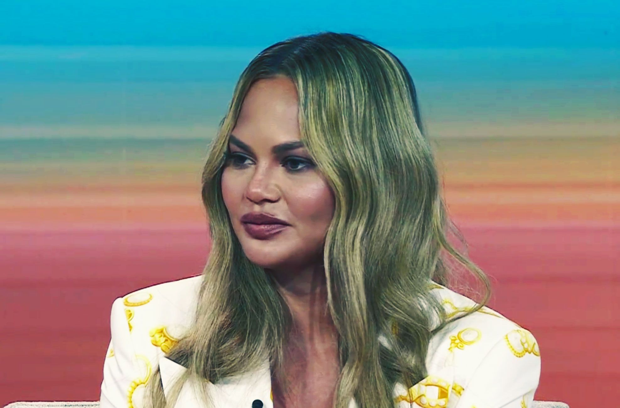 6 Things We Learned From Chrissy Teigen's Pantry Organizer