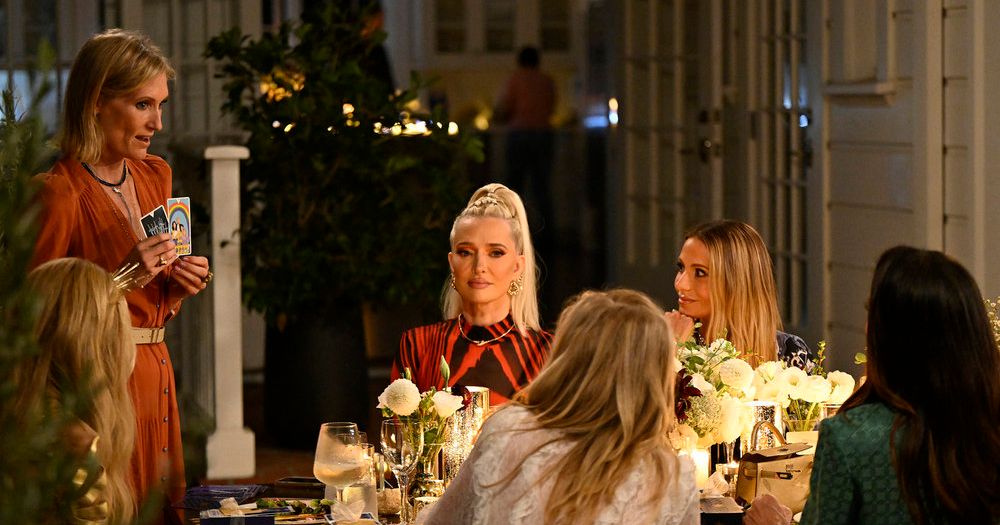 The Real Housewives of Beverly Hills Recap: In the Cards