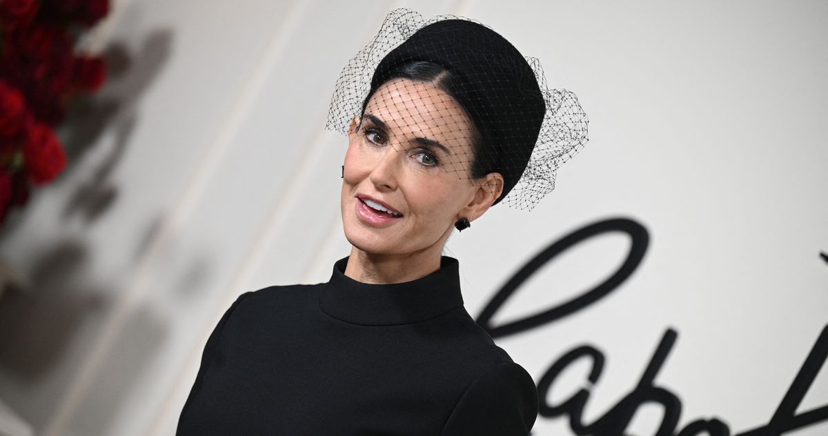 Is There a Romance Brewing Between Joe Jonas and Demi Moore? Is There a Romance Brewing Between Joe Jonas and Demi Moore?