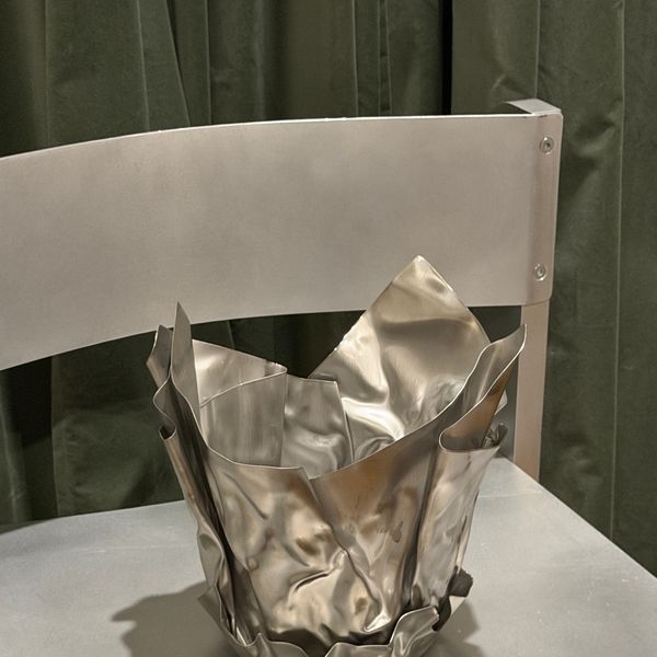 Christopher Prinz Wrinkled Planter