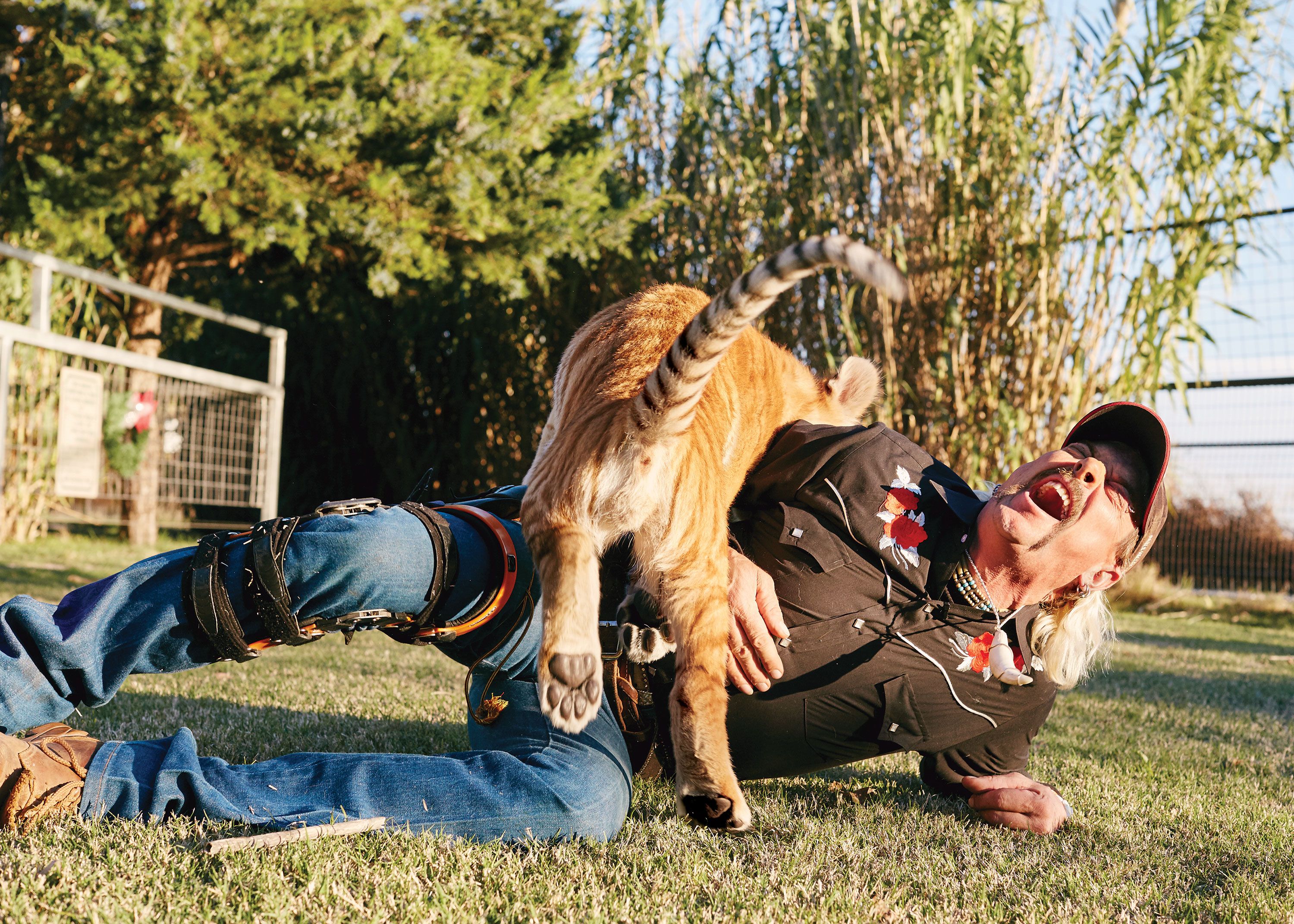 3000px x 2143px - Tiger King Joe Exotic and His American Animals