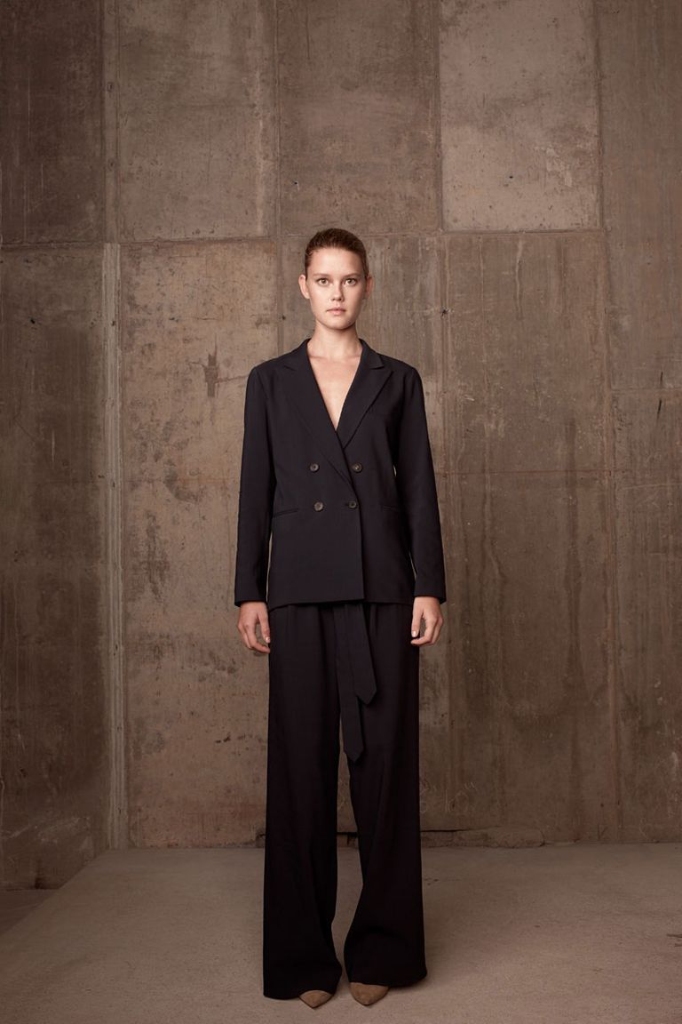 Rosie Assoulin’s Voluminous, Structured First Collection