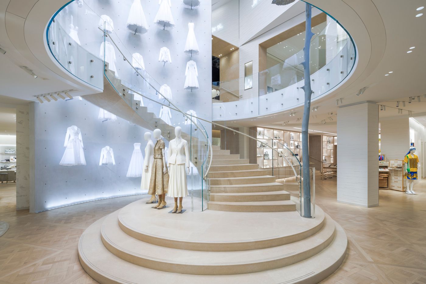 Dior's Online Beauty Shop Goes 3-D – WWD