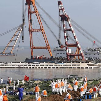 CHINA-YANGTZE-ACCIDENT-SHIP