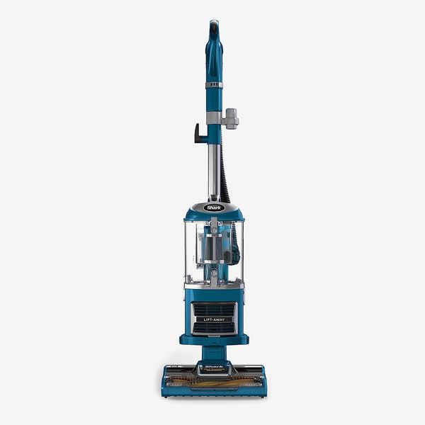 Shark ZU503AMZ Navigator Lift-Away Upright Vacuum