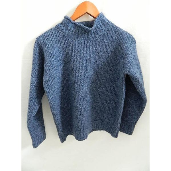 Vintage Bonner of Ireland Women's Blue Crew Neck Sweater