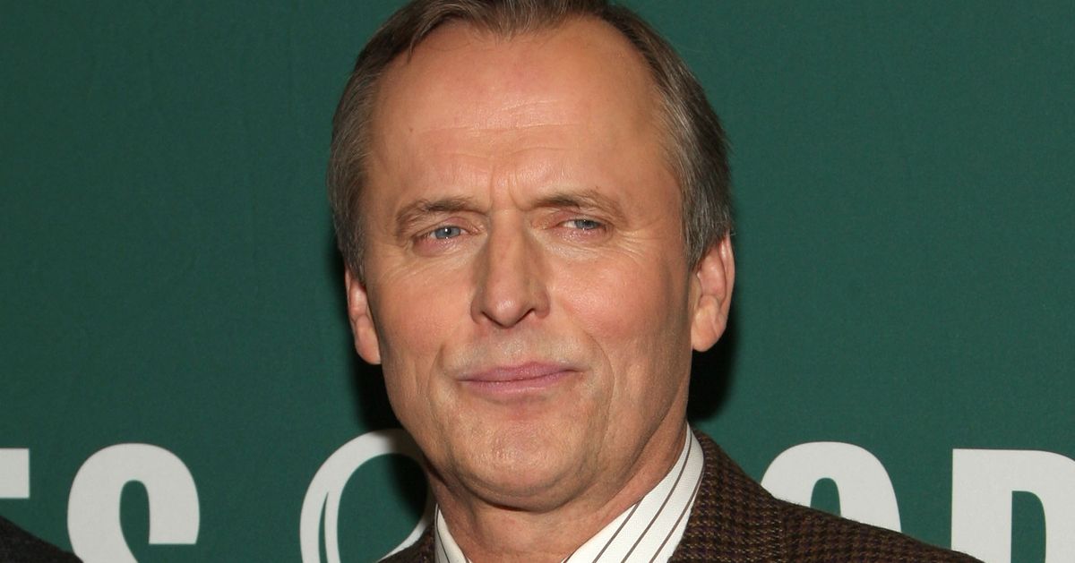 Sexdowload - John Grisham Sticks Up for 60-Year-Old Guys Who Download Child Porn