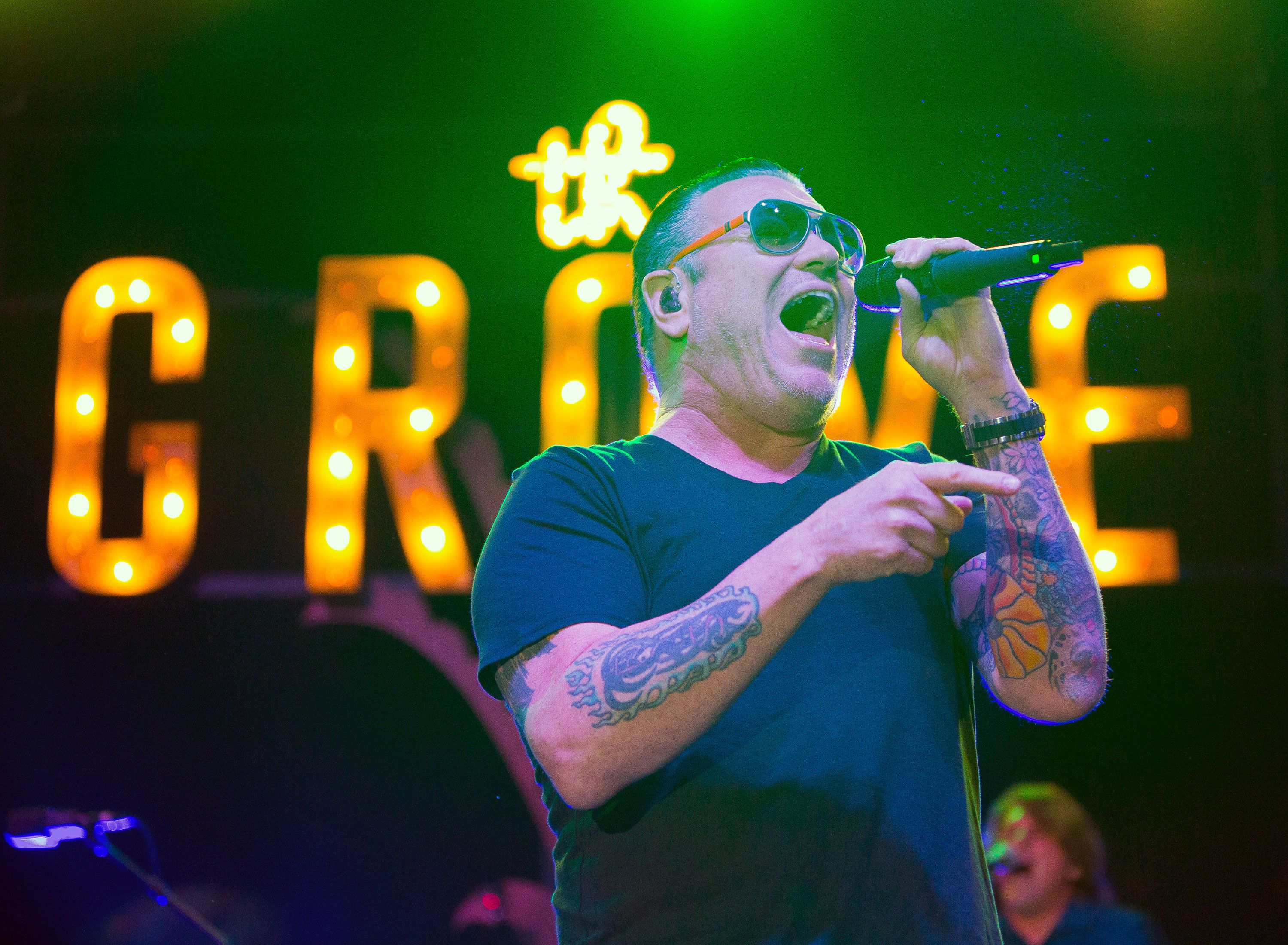 Is Smash Mouth Breaking Up? The Lead Singer Left the Band